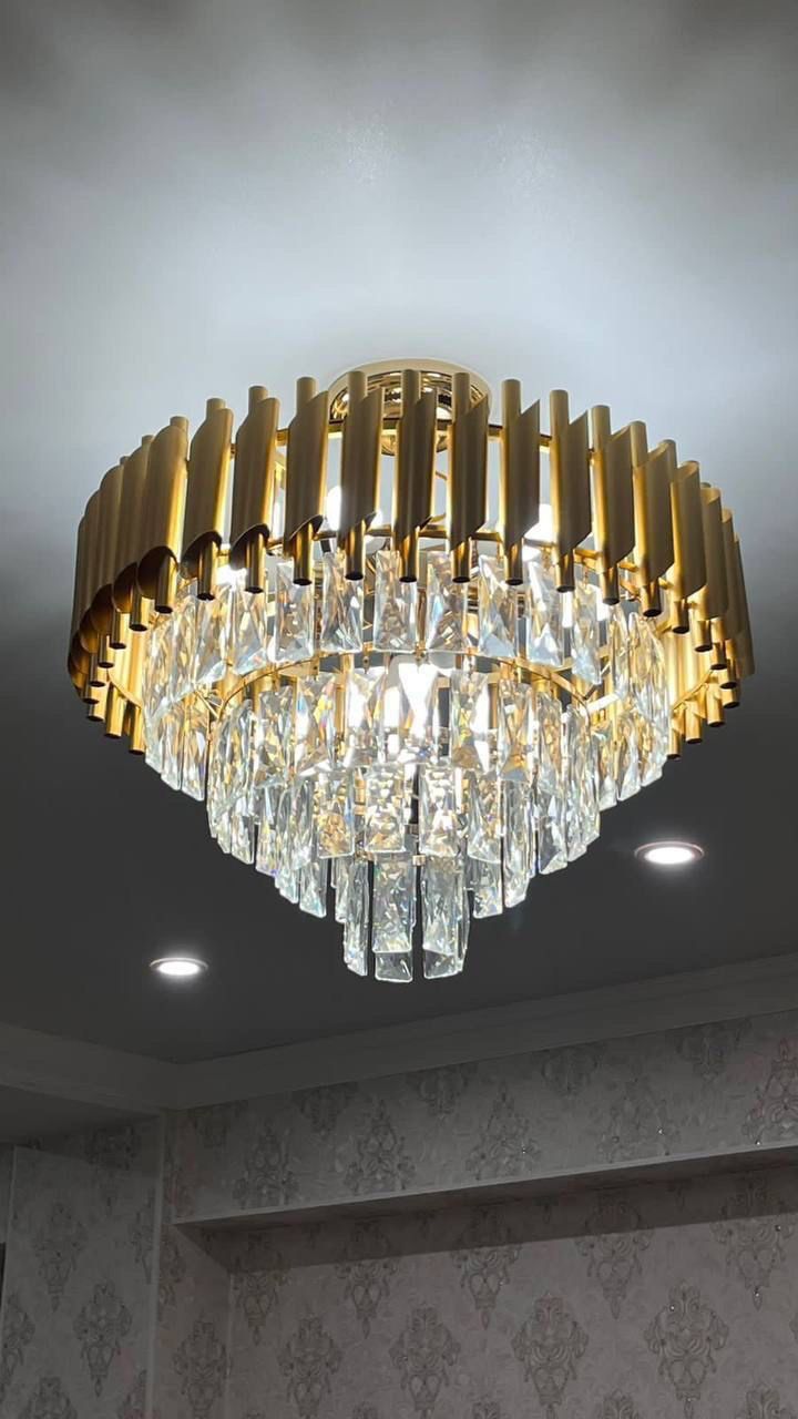 Luxury chandelier lighting design for living rooms