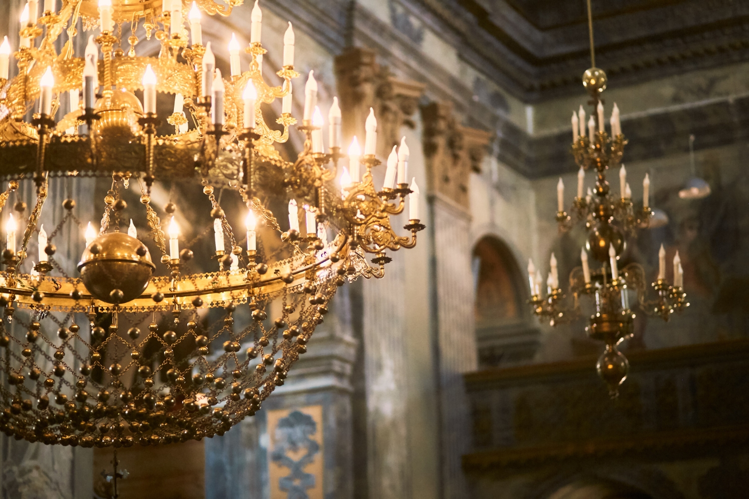 Lighting – Elegant
Illumination for Every Space